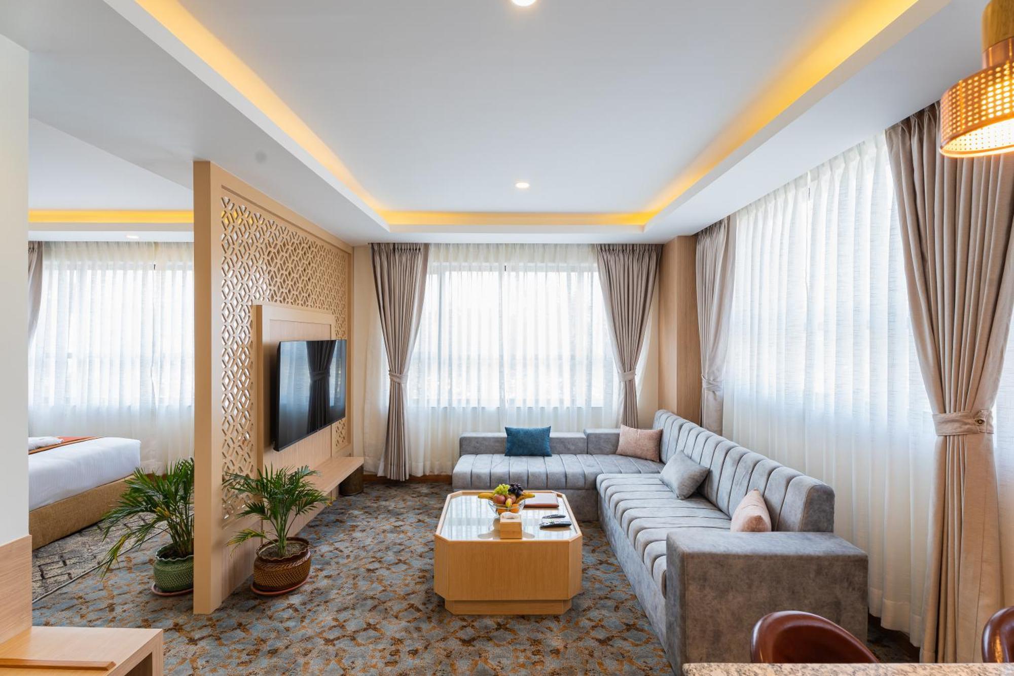 Hotel Crystal Pashupati Kathmandu Luaran gambar