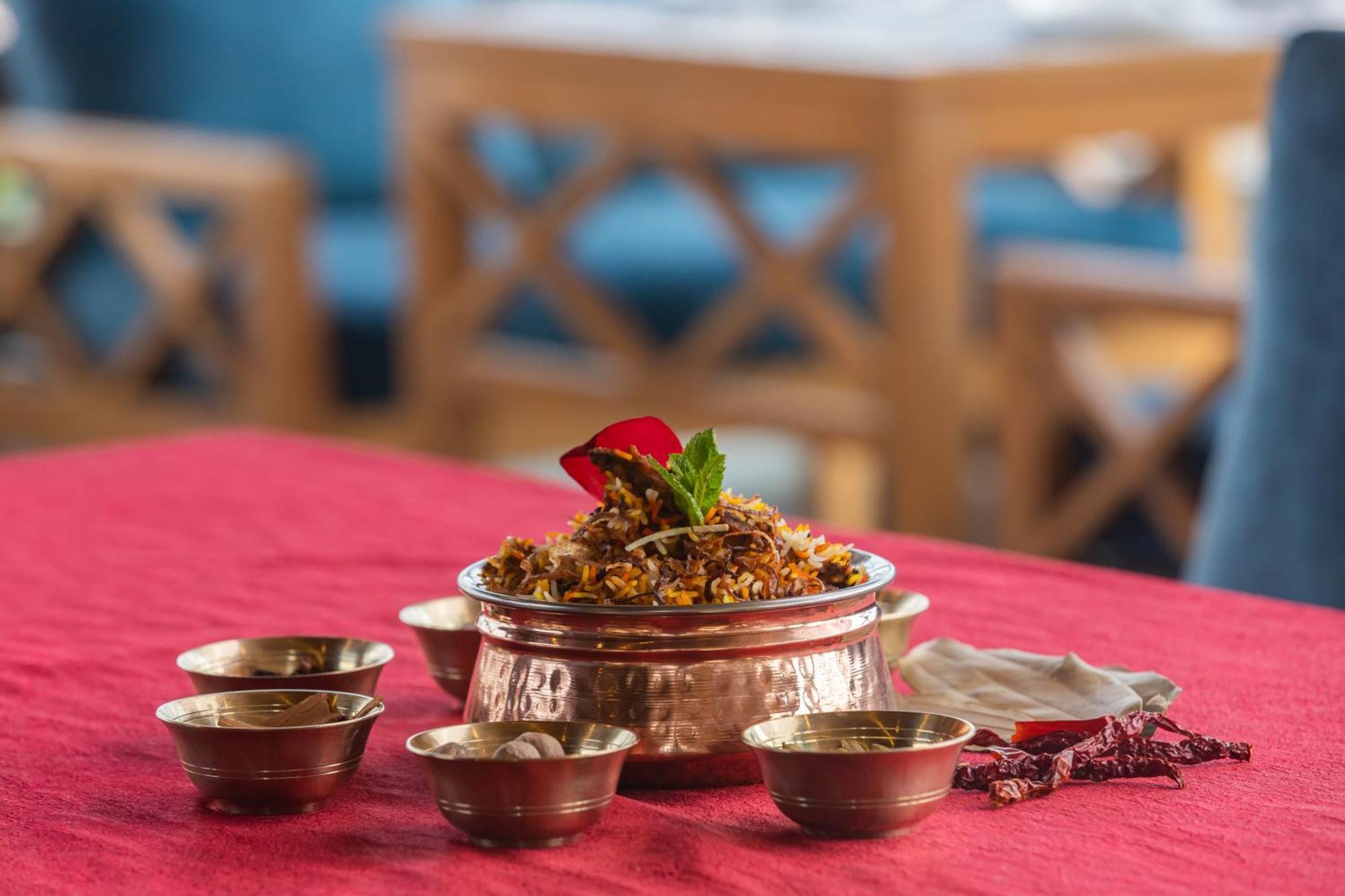 Hotel Crystal Pashupati Kathmandu Luaran gambar