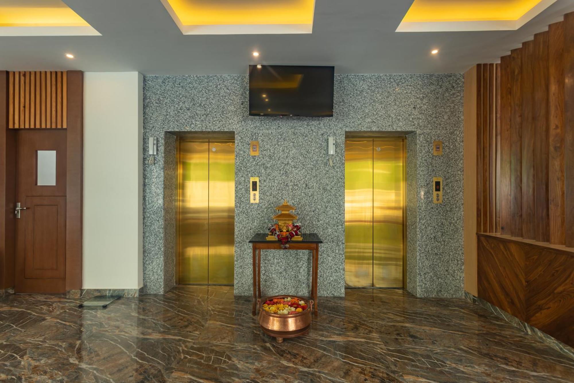Hotel Crystal Pashupati Kathmandu Luaran gambar